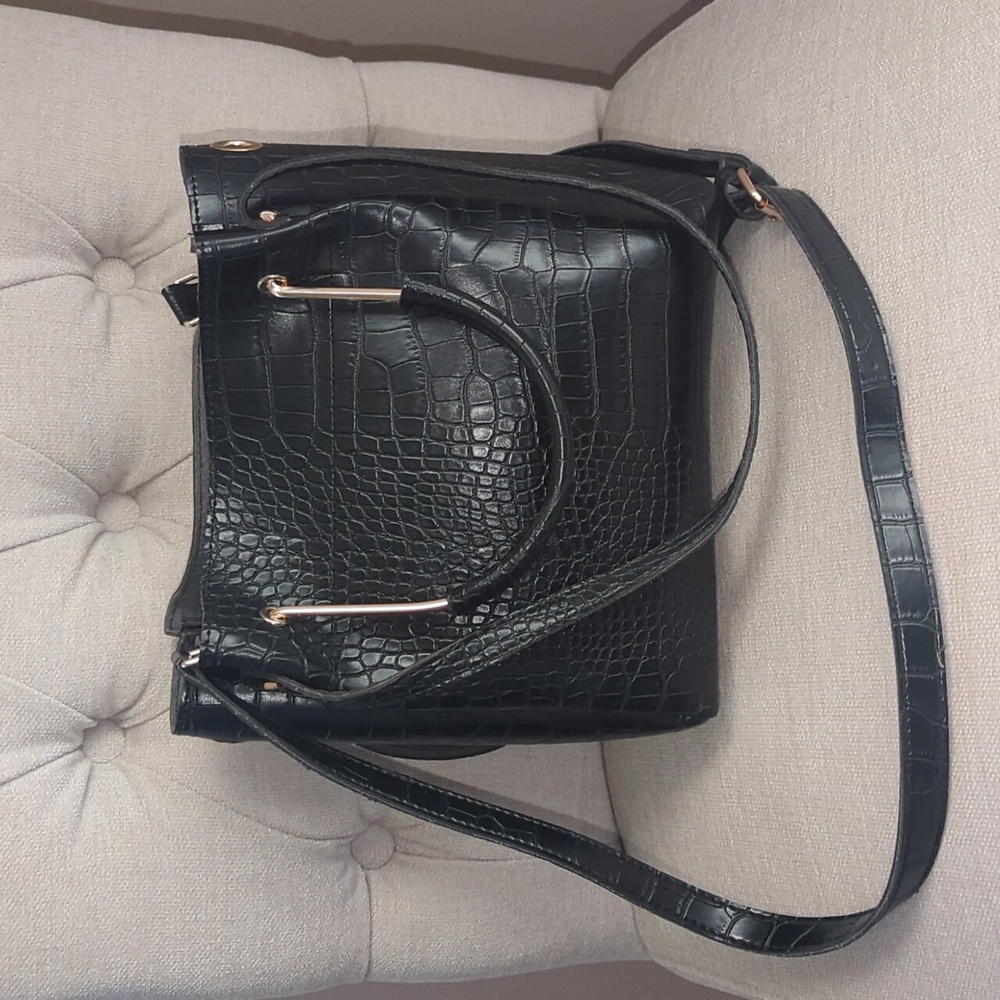 Black Purse